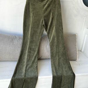 Slim fit flare bottom pants.New without tags! Never been worn.